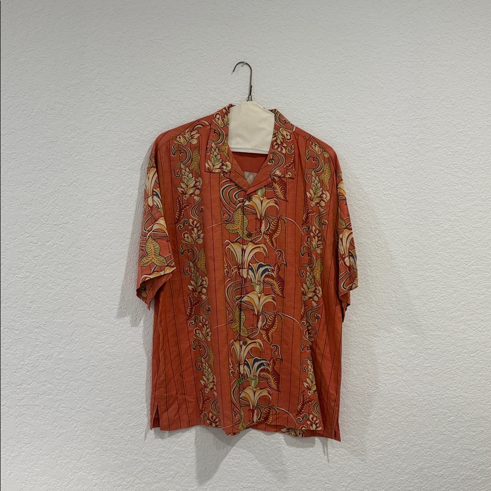 Tommy Bahama Red Floral Casual Button Down Shirt